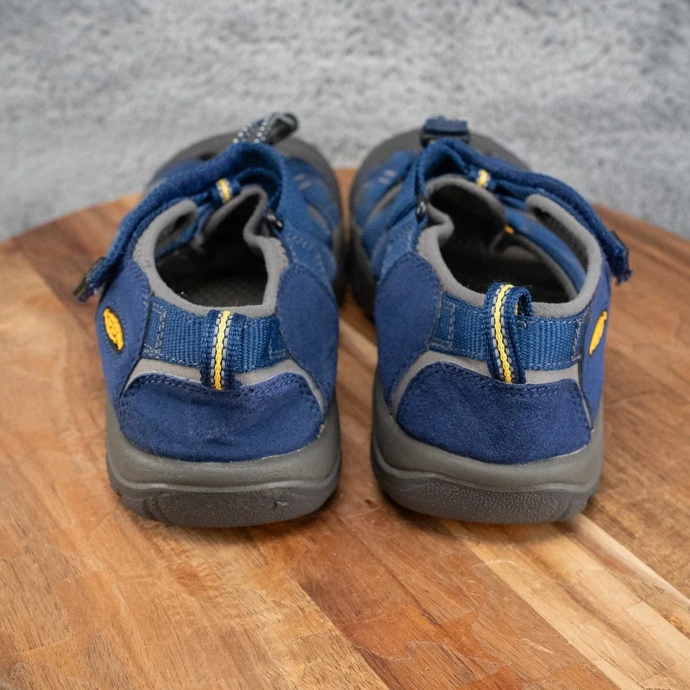 Size 5 - Keen Newport H2 Children's Blue Depths/Gargoyle